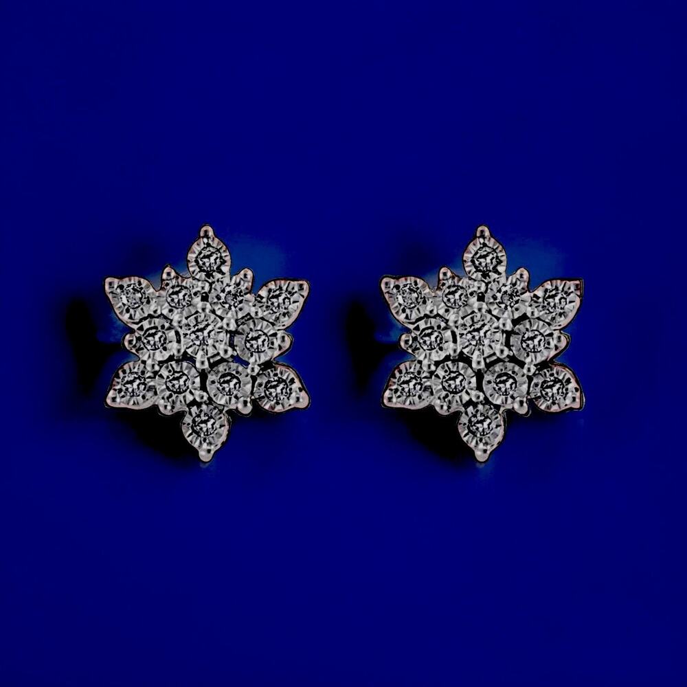 NEW! Effy Sterling Silver And Diamond Flower Shaped Stud Earrings / MSRP $470 🎁